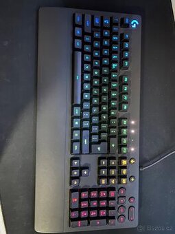 Klávesnice Logitech g213