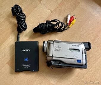 Videokamera SONY DCR-TRV10E Video8/Hi8/Digital8
