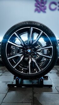 Sada originálních alu BMW X7 s pneu 22"