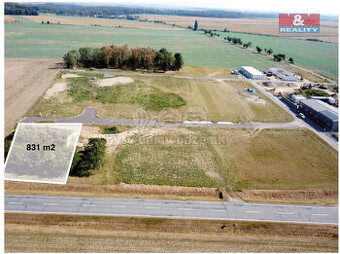Prodej komerčního pozemku 831 m2, Valeč