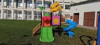 nové venkovní hřiště pro děti do 8 let. - 1