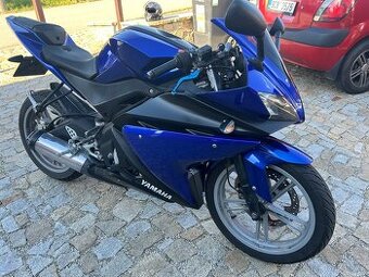 Yamaha yzf r125 - 1