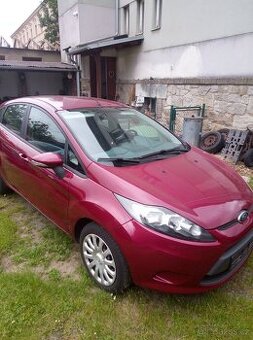 Ford Fiesta 1.2516v 60kw rok 5/2010 Trend