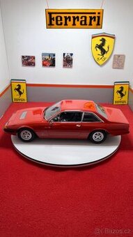 Ferrari 365 GT4 2+2 1:18 KK Scale