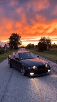 Koupím BMW e36 sedan 316/18i