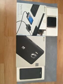 Microsoft Lumia 950+display Dock( Rare)