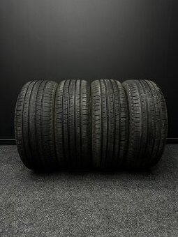 Sada pneu Pirelli 235/60/18 107V