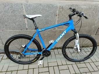 GIANT TALON 2 - DEORE/ROCKSHOX vel.20"