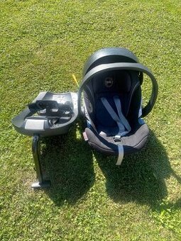 Cybex Aton5 se základnou