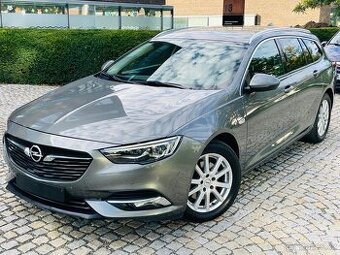 Opel Insignia 2.0CDTi AUT KAMERA LUX VÝHŘEV SERVISKA TAŽNÉ