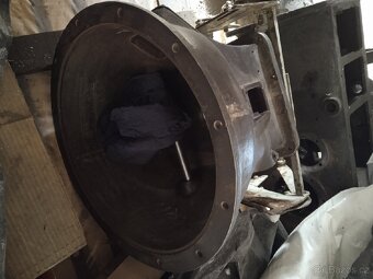 Zetor 25N spojková skříň + obal převodovky