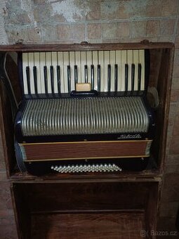 Akordeon, harmonika KEBRDLE