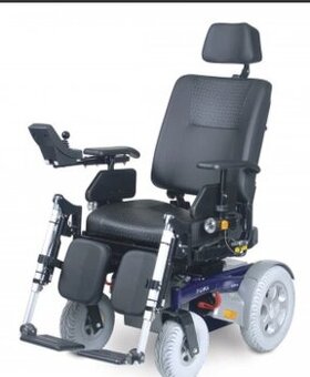 Invalidní vozík Puma Yes