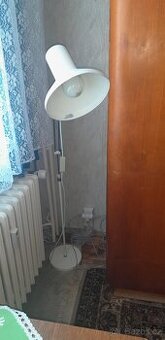 Lustry, lampy, lampičky