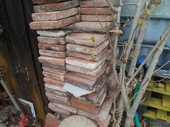 Půdovky 18,5 x 18,5 x 4cm