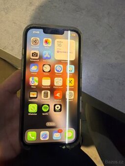 Prodám IPhone 13 na opravu i díly