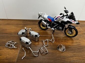 BMW GS 1250 R, 1:9