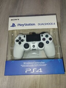 Ovladač DualShock pro PS4 v originálním balení