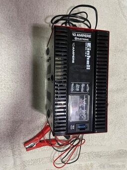 Nabíječka baterii Einhell CC-BC 10 E 10