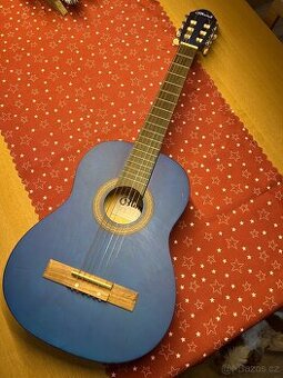 Dětská kytara, dobře hraje + textilní obal