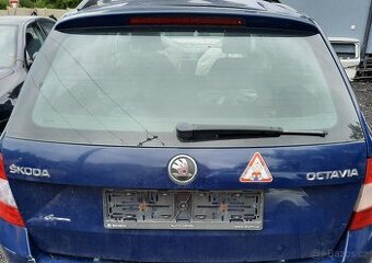 škoda octavia 3 2.0tdi 103kw modrá stříbrná