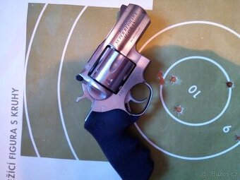 Alaskan- ruger super redhawk,ráže 44 Magnum