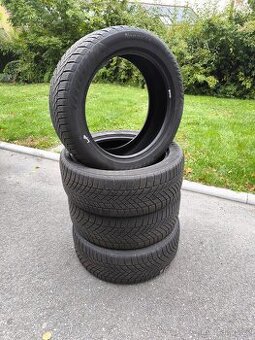 Zimní pneu 235 /50 r19