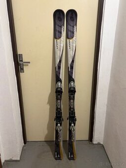 Sjezdové lyže Atomic 159 cm