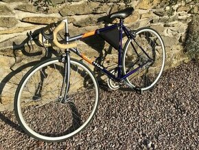 Silniční kolo Author