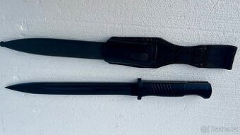 Německý vojenský bodák CRS 42