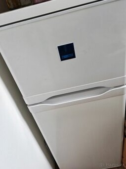 Prodej ledničky odvoz vlastní jsem z Jaroměřice okres Svitav