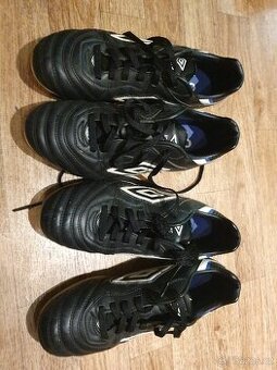 Kopacky + polobotky Umbro 41