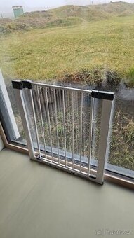 Dětská zábrana na schody Quick Close+