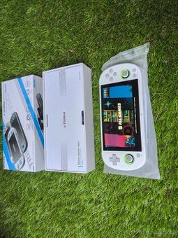 Trimui Smart Pro + CFW + 128gb sd karta ( nová )