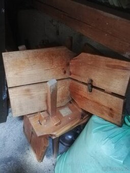 Selské židle masiv