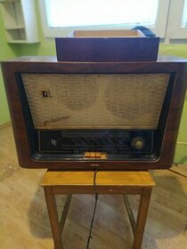 Staré lampové rádio