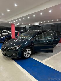 Opel Astra K SPORTS TOURER PLUS 1.4T 92kW, XENONY 2017