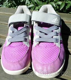 Dětská tréninková obuv Adidas JANBS o vel. 35