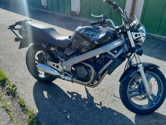 Honda NTV 650 Revere 1994, rozprodám po dílech - 1