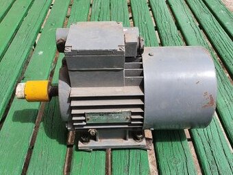 Prodám menší elektromotor