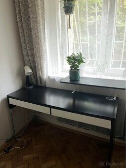 Psací stůl ZA ODVOZ