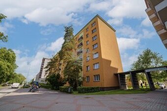 Prodej bytu 4+1, 83 m2, Ostrava - Poruba, ul. Hlavní Třída. 