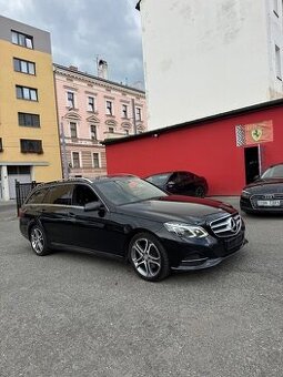 Mercedes-Benz E 250 CDI (W212) – 2013
