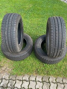 215/65r15c  zimní sada zánovní