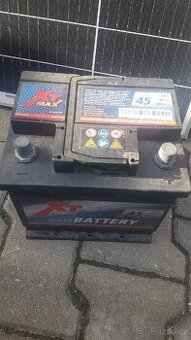 Autobaterie XTMAX 12V 45Ah 400A použitá