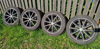 AEZ 7,5Jx17 ET 45 5x114,3 s Nokian Wetproof 215/45 R17