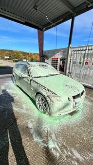 BMW 330xd Touring 2008 | Automat | 4x4