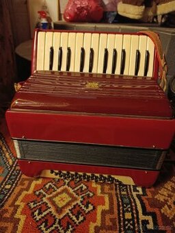 Harmonika klávesový akordeon