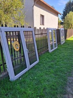 Plastová okna  + střešní okno