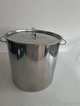 70 L nerezový hrnec použitý